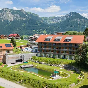 Отель Hotel Oberstdorf, Оберстдорф
